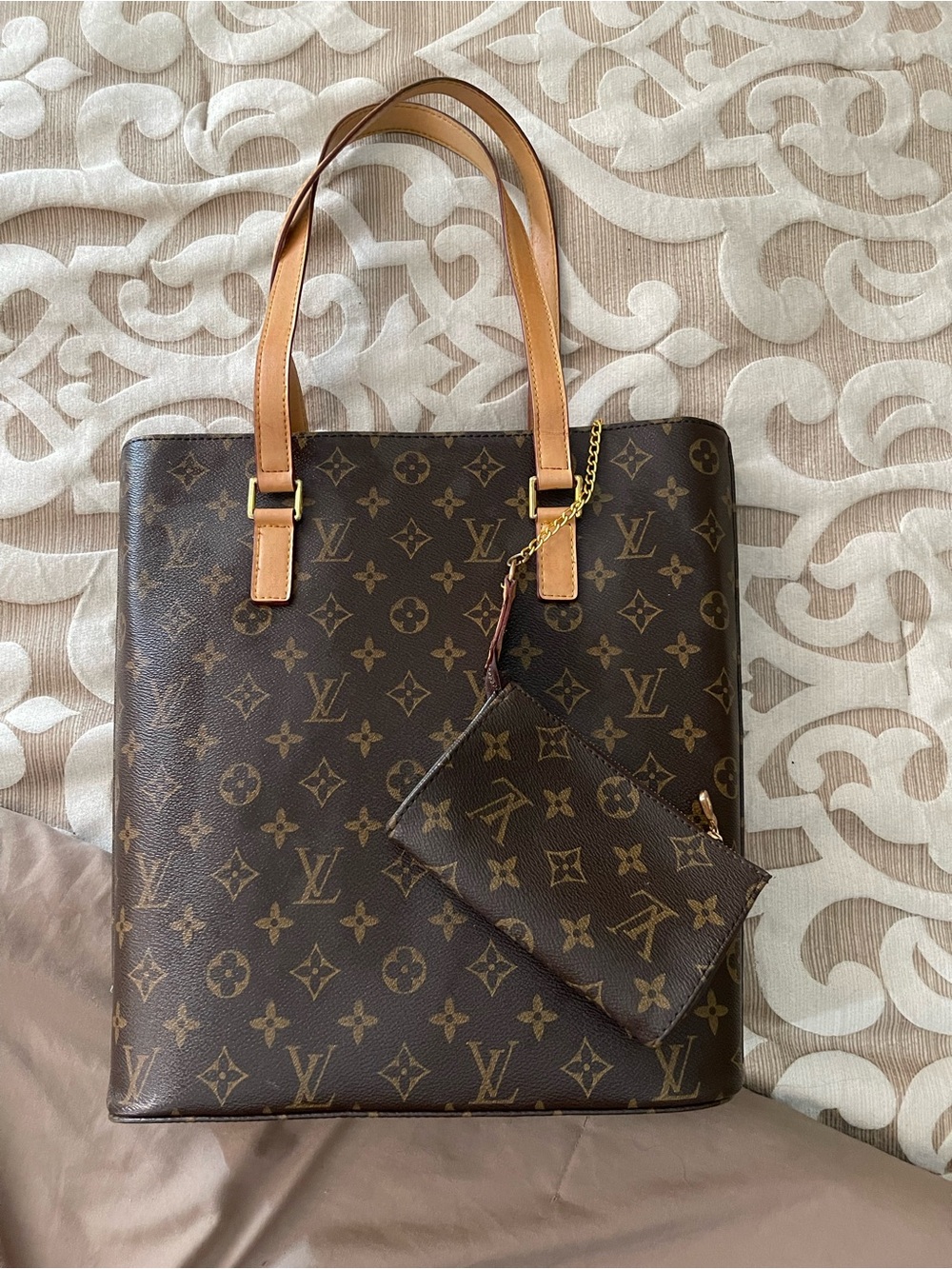 Tote